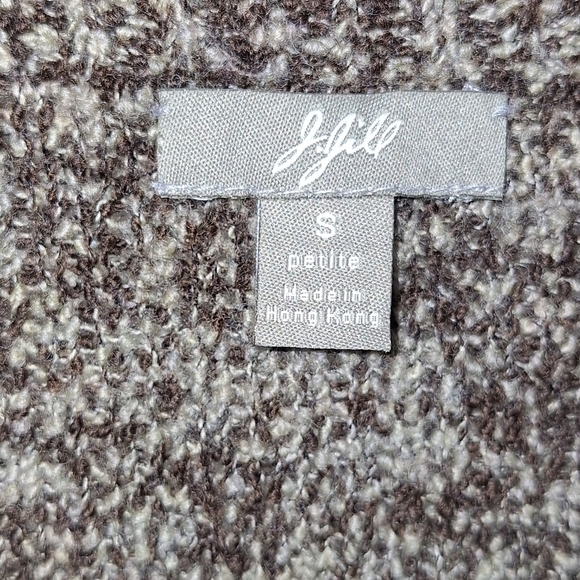 A J.Jill ladies cardigan Merino wool and nylon sweater in a small petite.  EUC. - Picture 2 of 6